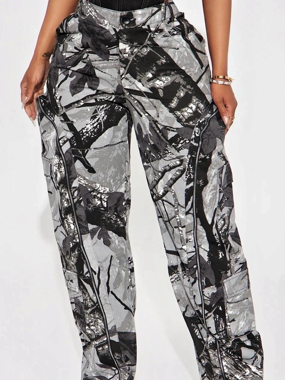 Camo Cargo Pants in Gray & Black Like New